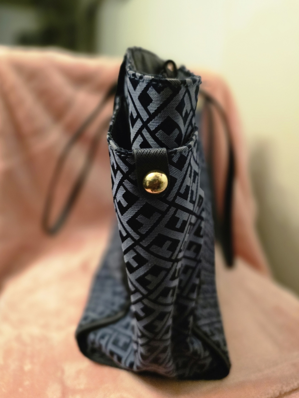 Tommy Hilfiger Navy & Black Monogram Tote / Purse - Picture 9 of 11